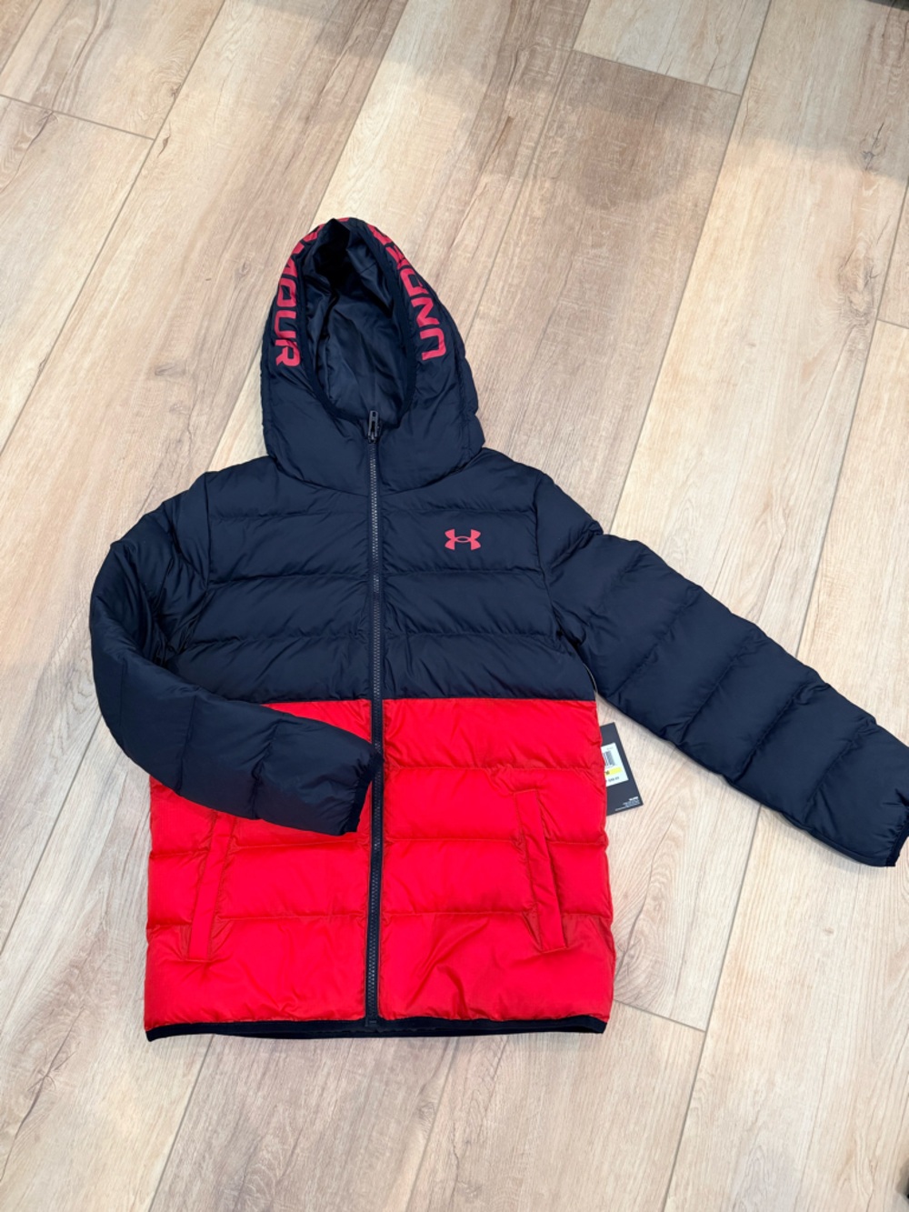 Under Armour puffer jacket youth medium - Picture 8 of 8